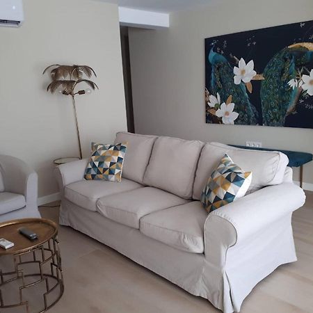 Casa La Palmera - Solo Familias Y Parejas โกนิล เด ลาฟรอนเตรา ภายนอก รูปภาพ