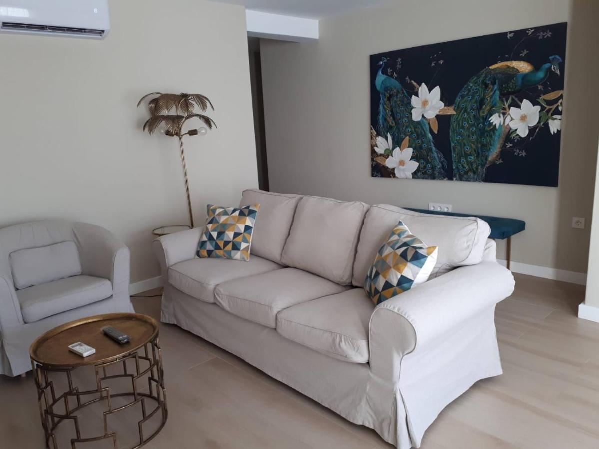 Casa La Palmera - Solo Familias Y Parejas โกนิล เด ลาฟรอนเตรา ภายนอก รูปภาพ